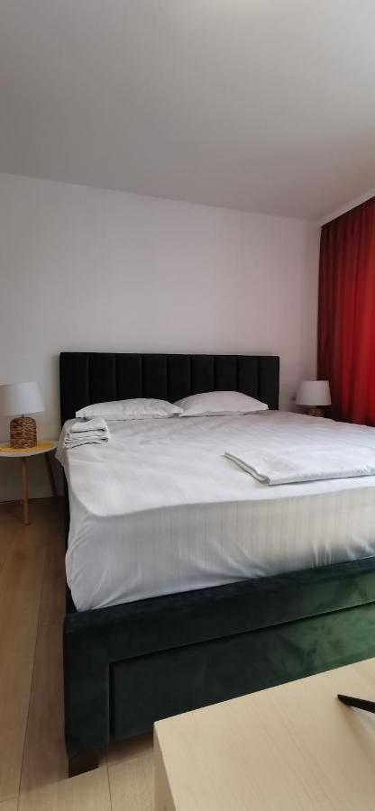 Hypnotique Hotel Năvodari Екстериор снимка
