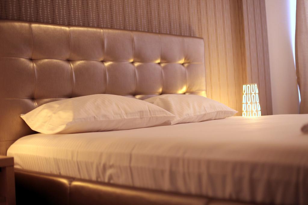 Hypnotique Hotel Năvodari Екстериор снимка