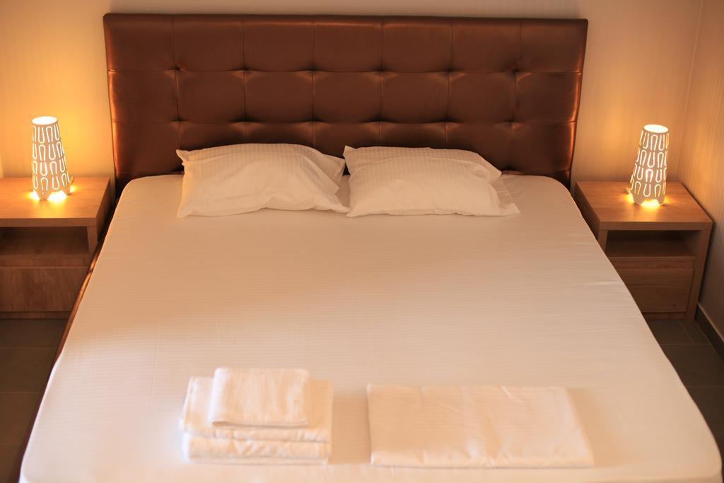Hypnotique Hotel Năvodari Екстериор снимка